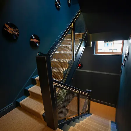 Higgihaus Aparthotel, Clare Street