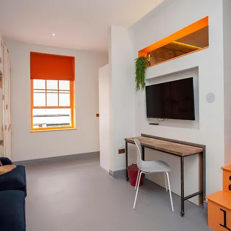 Higgihaus Aparthotel, Clare Street 3*