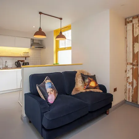 Ξενοδοχείο με διαμερίσματα Higgihaus Aparthotel, Clare Street 3*