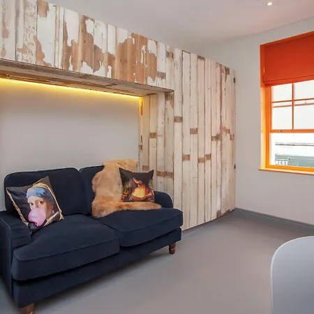 Higgihaus Aparthotel, Clare Street Bristol