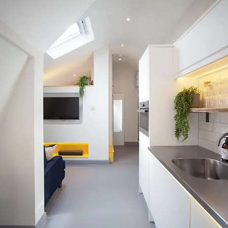 Higgihaus Aparthotel, Clare Street Hotel apartamentowy 4*