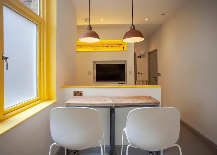 Aparthotel Higgihaus Aparthotel, Clare Street 3*