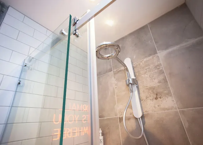 Higgihaus Aparthotel, Clare Street Ξενοδοχείο με διαμερίσματα 3*